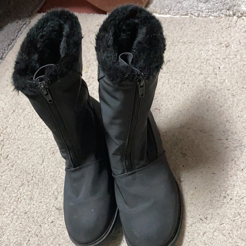 Women’s Predictions winter boots